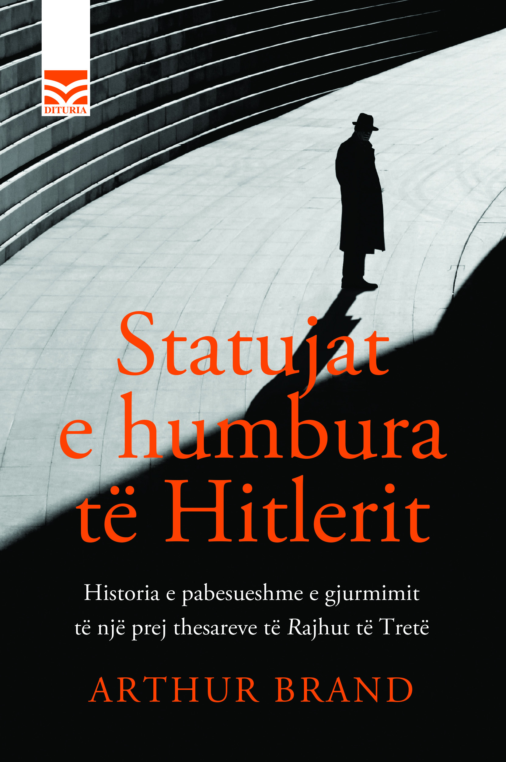 Statujat e humbura të Hitlerit