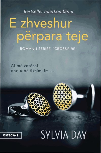 E zhveshur përpara teje